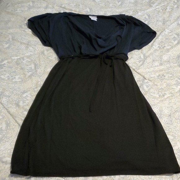 Oh Baby by Motherhood Dresses & Skirts - 3/$15 Super cute color block maternity dress